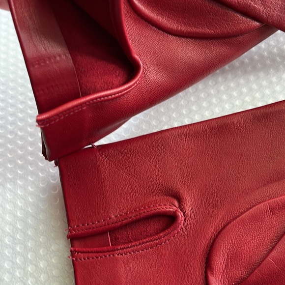 NWOT Italian Leather kid gloves / Red / Size 5.5-6 - Picture 7 of 9